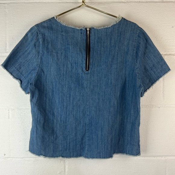Hippie Laundry Raw Hem Chambray Top, Medium - Picture 5 of 5
